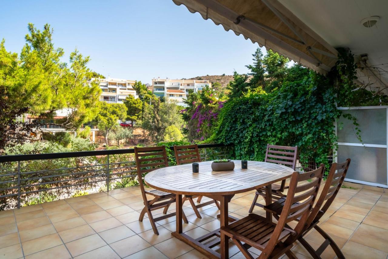 Vouliagmeni Honeymoon Atene